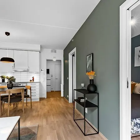 New In Helsfyr Oslo, Near Central Apartment