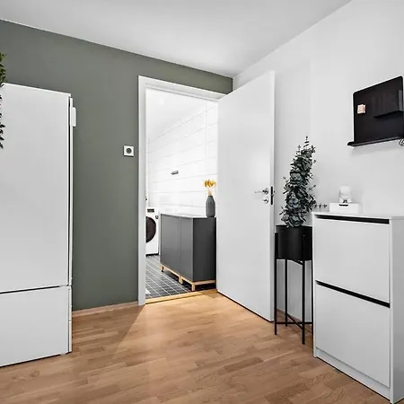 New In Helsfyr Oslo, Near Central *