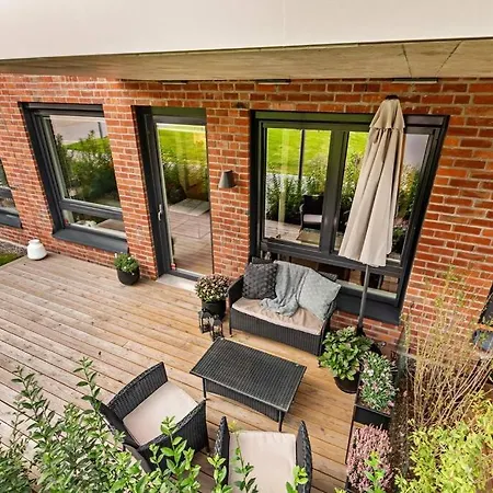 New In Helsfyr Oslo, Near Central Апартаменты Осло